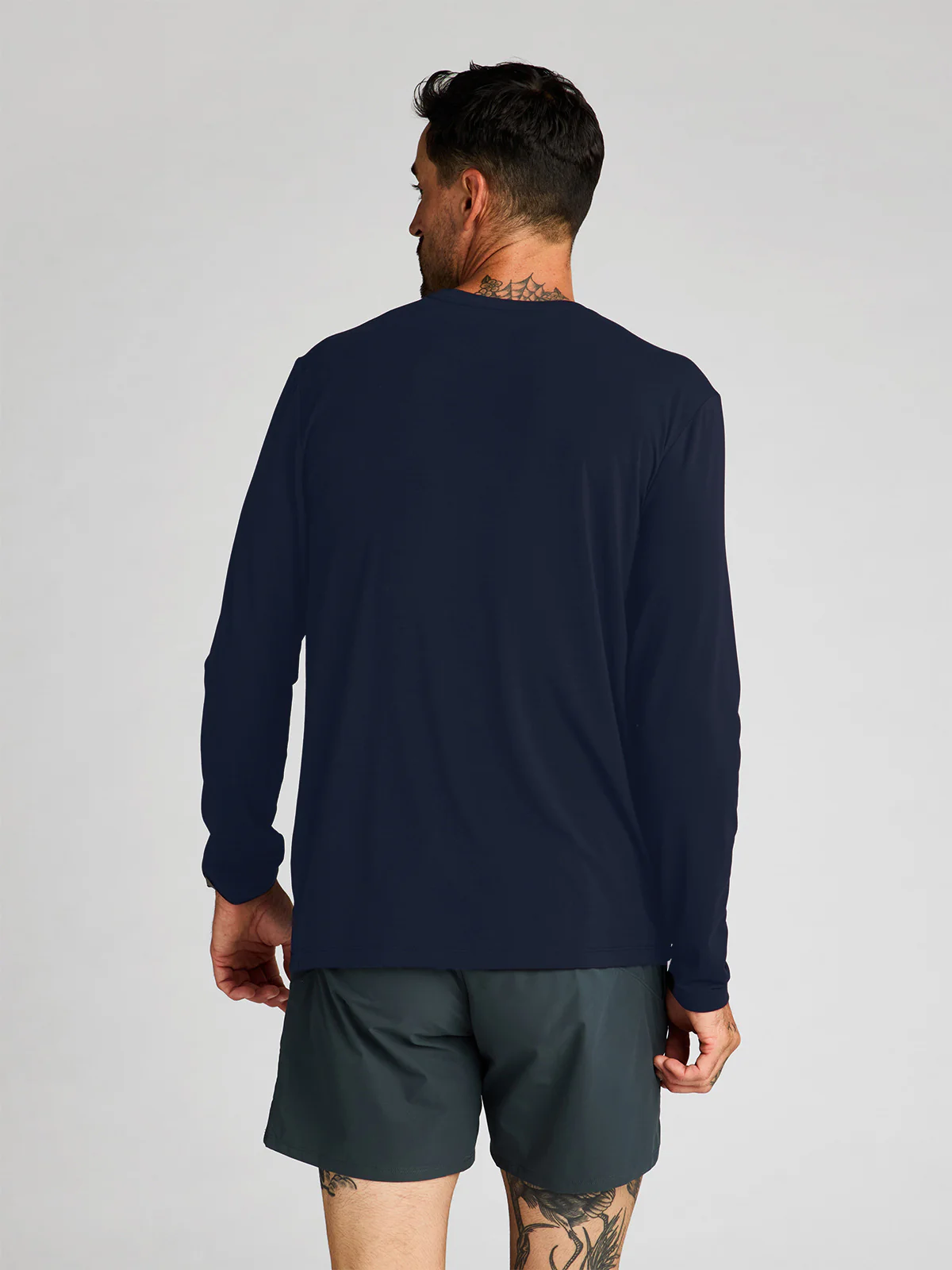Basis Long Sleeve Tee - Image 16