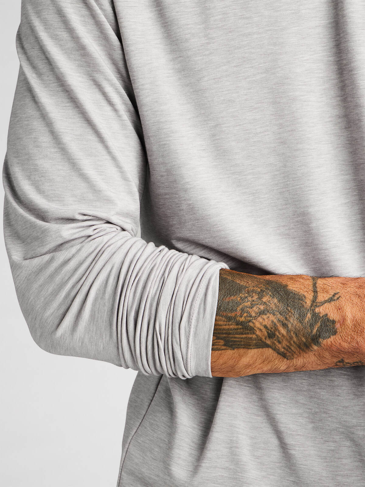 Basis Long Sleeve Tee - Image 23