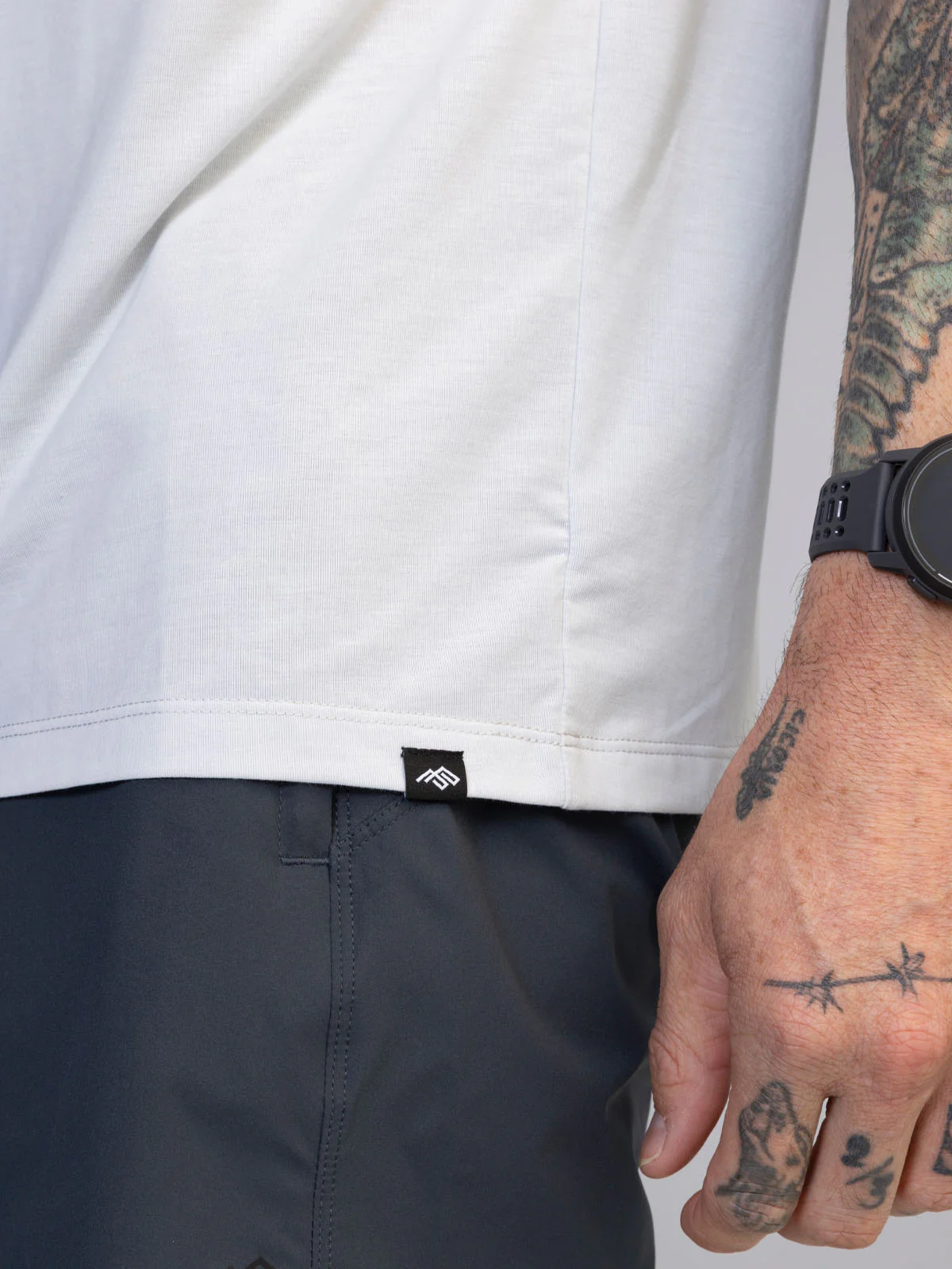 Basis Sleeveless Tee - Image 24