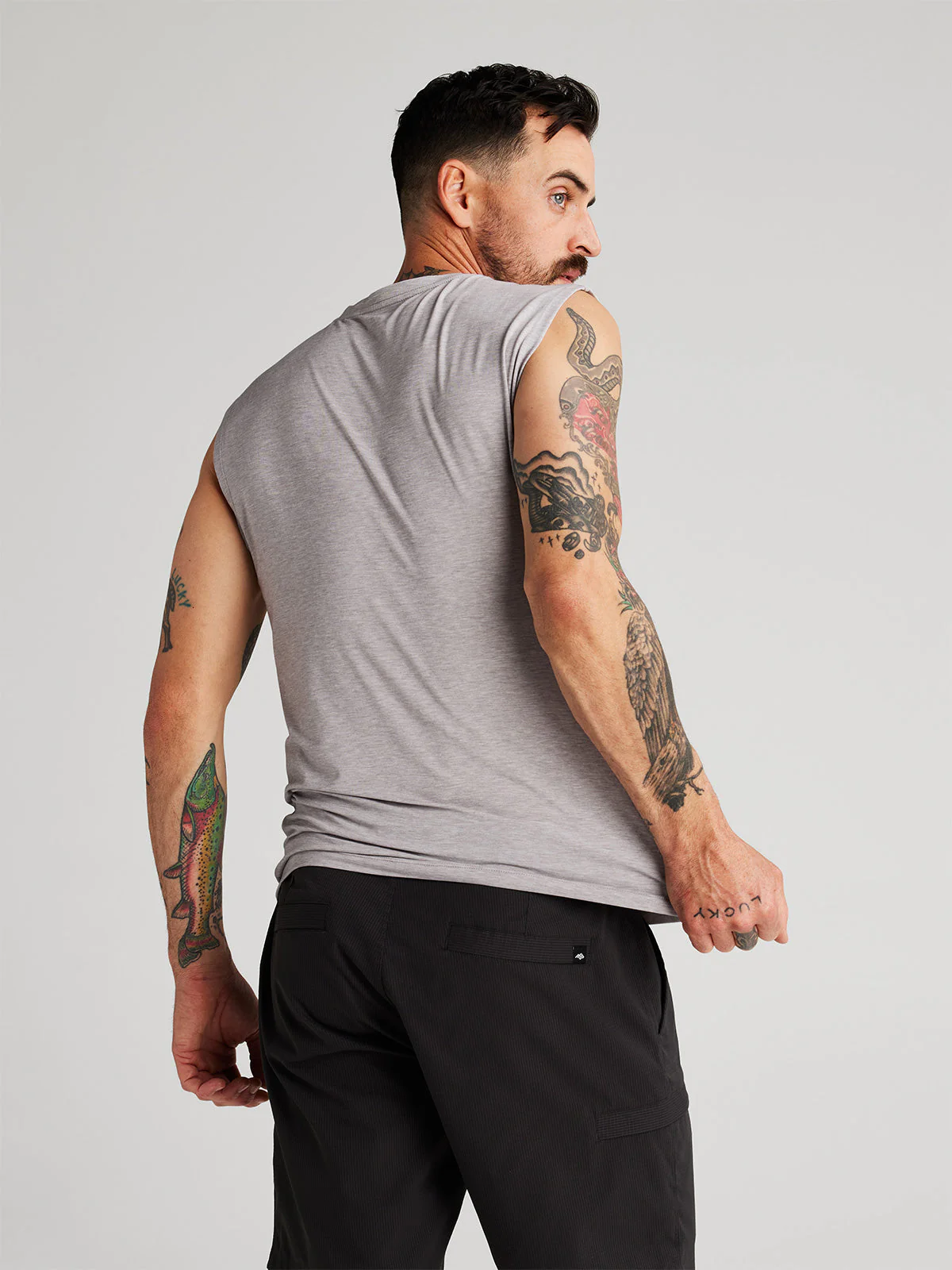 Basis Sleeveless Tee - Image 27