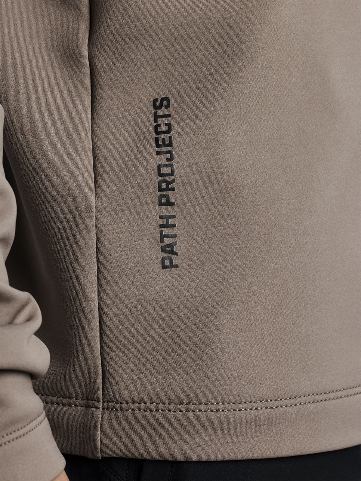 Benham Half Zip - Image 9