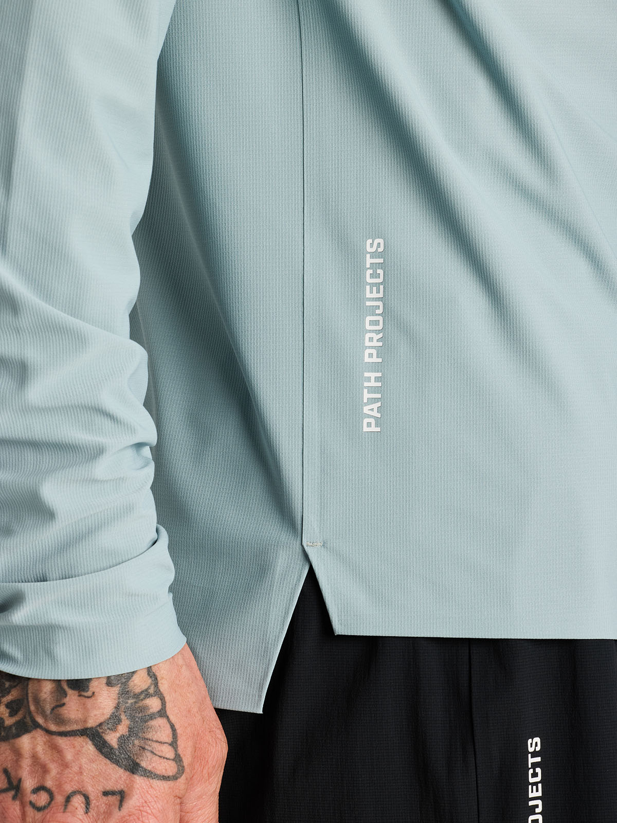 Wadi LS Hooded Tee 2.0 - Image 27